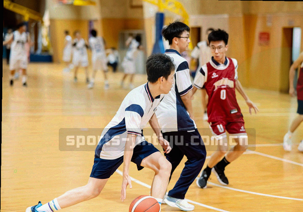 战术板风格的故障处理步骤面板，四个编号清晰排列在深色底上